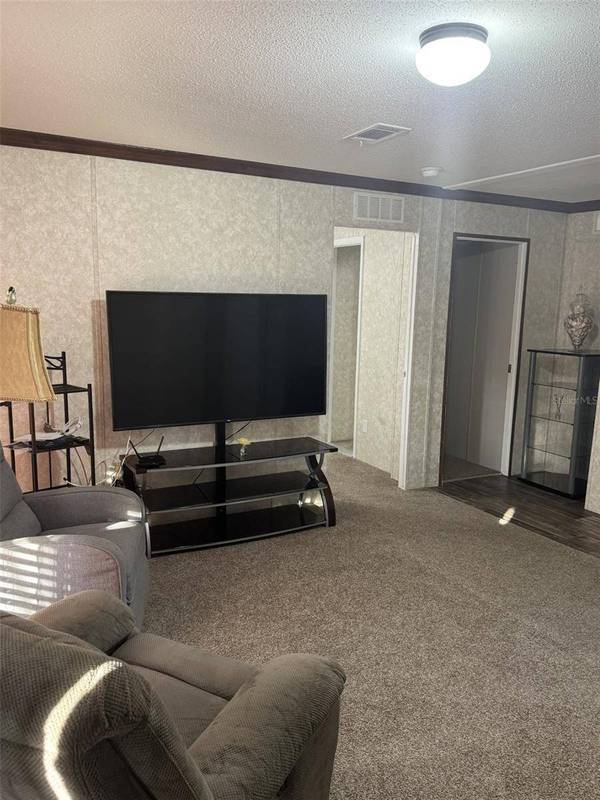 1111 AVENUE G, Ormond Beach, FL 32174