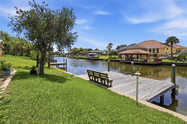 15 FLEMING CT, Palm Coast, FL 32137