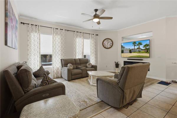 19 WHEATFIELD DR, Palm Coast, FL 32164