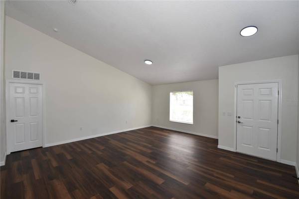 33 PRATTWOOD LN, Palm Coast, FL 32164