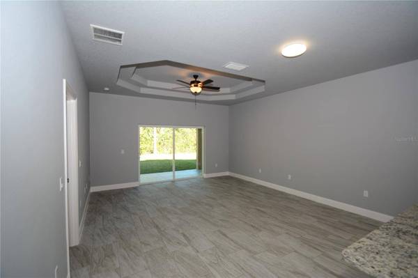 25 ROSEPETAL LN #A, Palm Coast, FL 32164