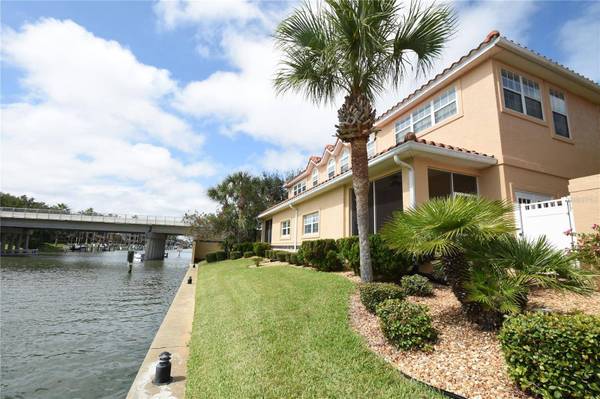 2 MARINA POINT PL, Palm Coast, FL 32137