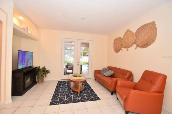 18 BURNING EMBER LN, Palm Coast, FL 32137