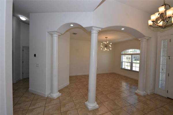 11 BURNING EMBER LN, Palm Coast, FL 32137
