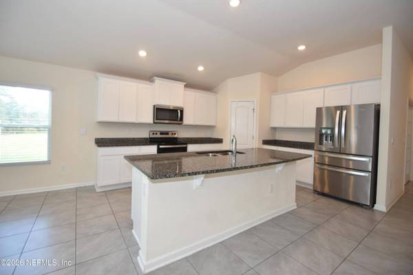52 OAKLEAF WAY, Palm Coast, FL 32137