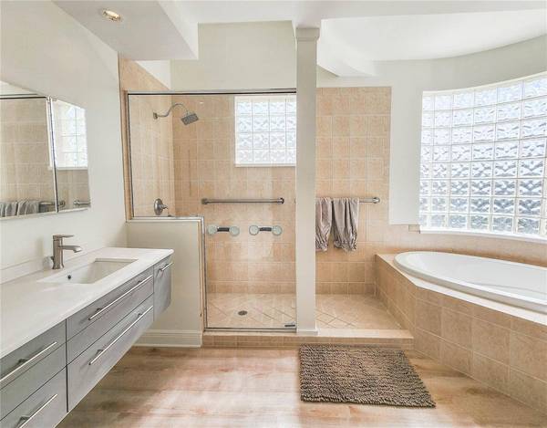 25 CASA BELLA CIR #303, Palm Coast, FL 32137