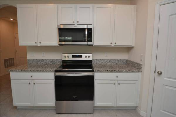 285 SUNSET POINT DR, Ormond Beach, FL 32174