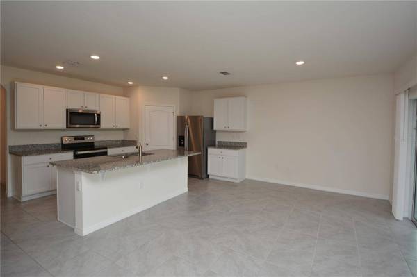 285 SUNSET POINT DR, Ormond Beach, FL 32174