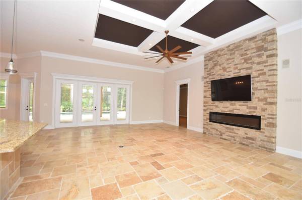 7 SPANISH MOSS CT, Palm Coast, FL 32137