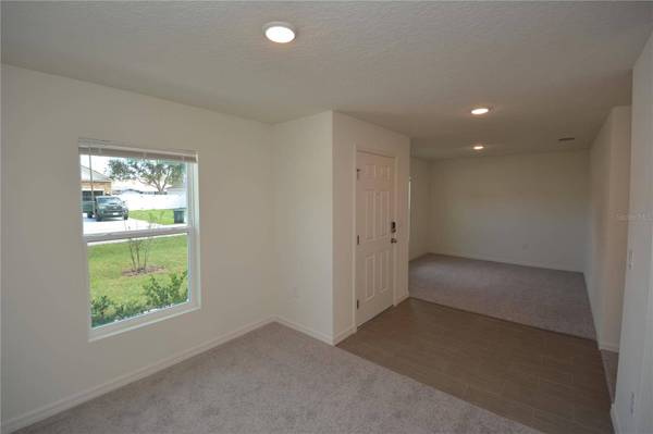 8 SEA FLOWER PATH, Palm Coast, FL 32164