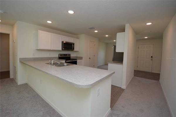 8 SEA FLOWER PATH, Palm Coast, FL 32164