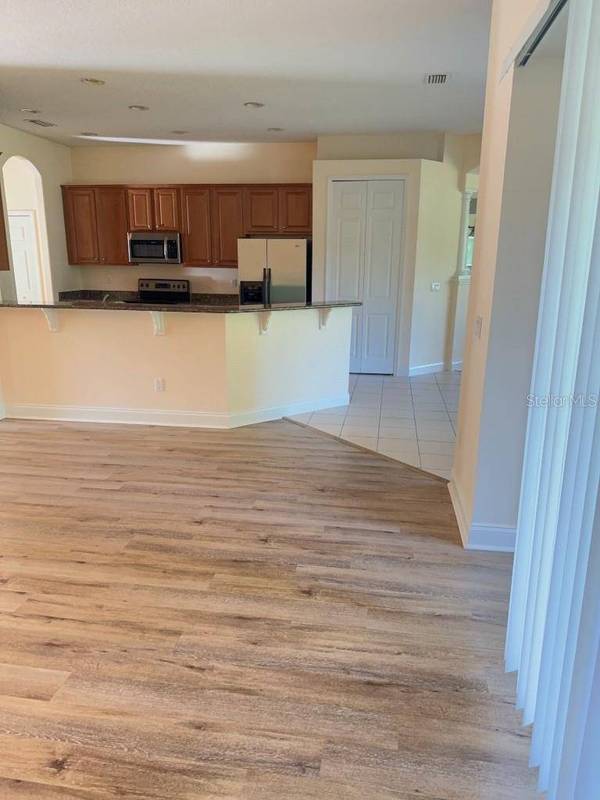 17 N VILLAGE DR, Palm Coast, FL 32137