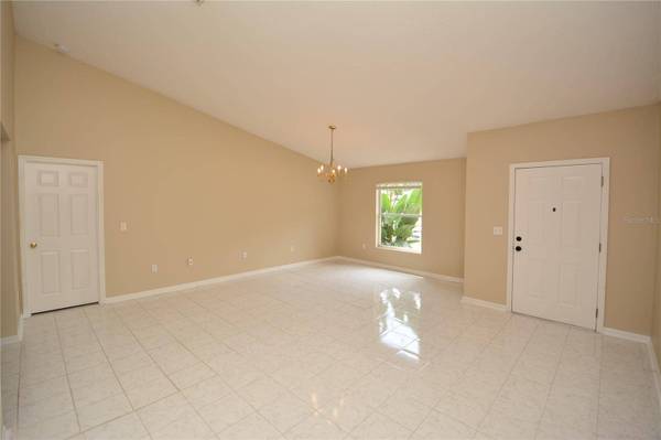 12 PINE BROOK DR, Palm Coast, FL 32164