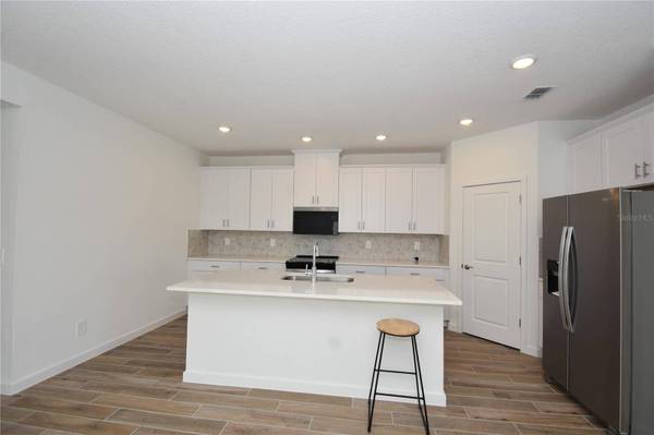 10 OCONEE DR, Palm Coast, FL 32137