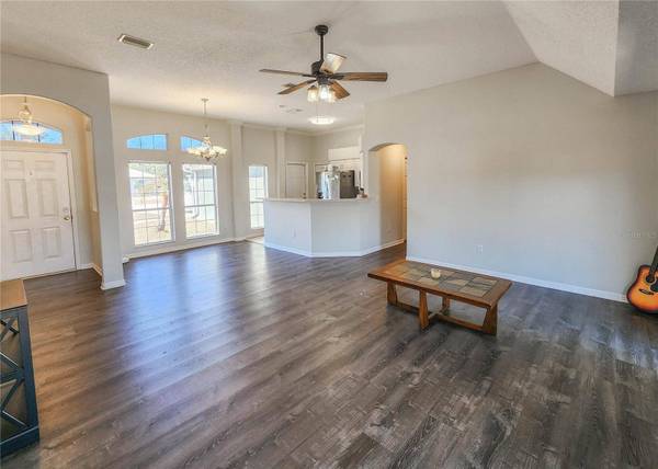 35 RIDLEY LN, Palm Coast, FL 32164