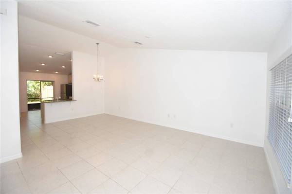 121 ULLIAN TRL #A, Palm Coast, FL 32164