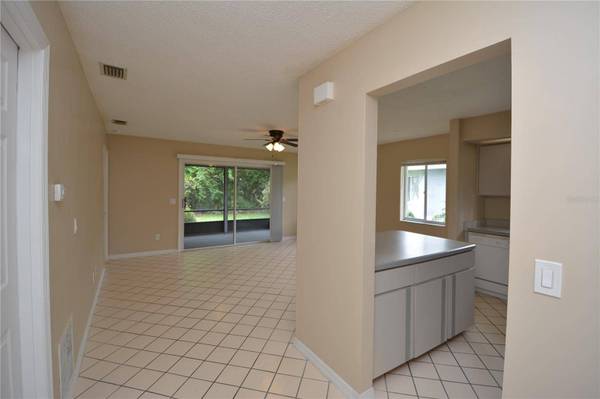30 FARMSWORTH DR #B, Palm Coast, FL 32137