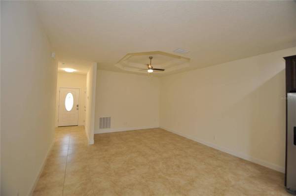 17 RAINBOW LN, Palm Coast, FL 32164