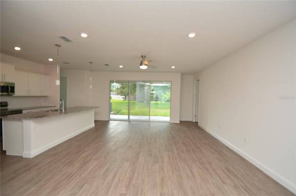 102 BRITTANY LN, Palm Coast, FL 32137