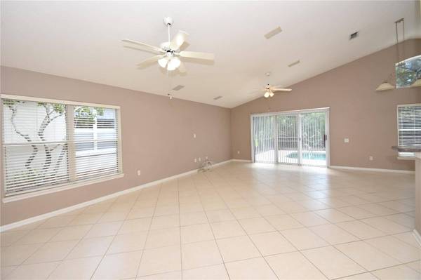 11 DEERFIELD CT, Palm Coast, FL 32137