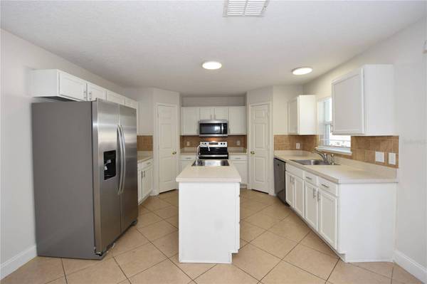3 SEA BEACON PL, Palm Coast, FL 32164