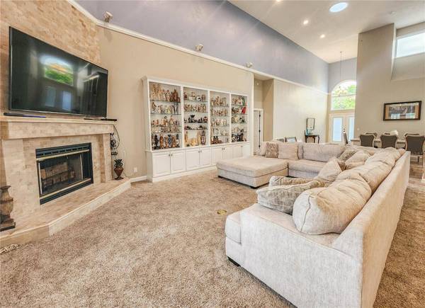 1 BAY POINTE DR, Ormond Beach, FL 32174