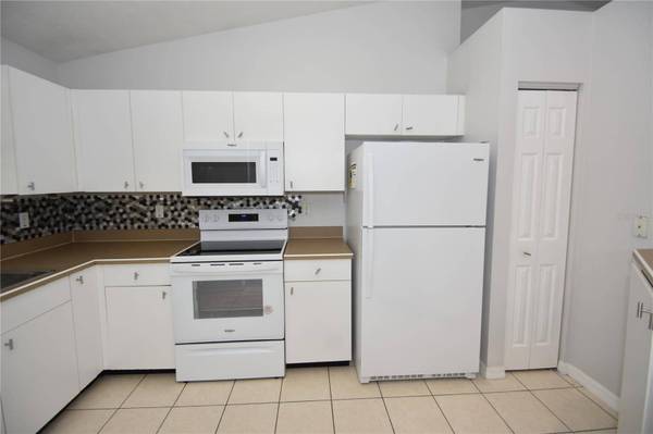 6 ROSEDALE PL, Palm Coast, FL 32164