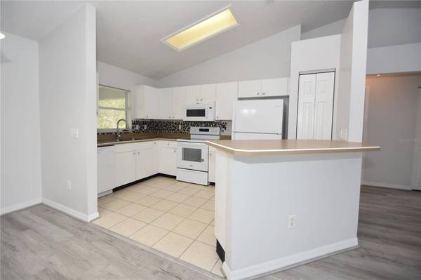 6 ROSEDALE PL, Palm Coast, FL 32164