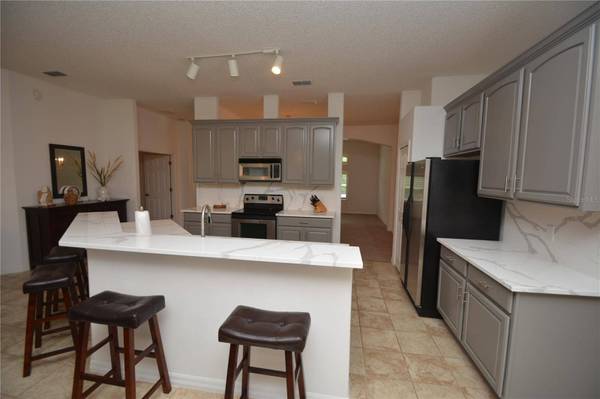 192 PINE GROVE DR, Palm Coast, FL 32164