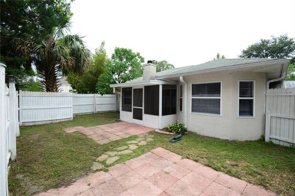 90 SLEEPY HOLLOW TRL, Palm Coast, FL 32164