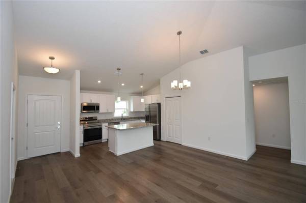 14 POWDER LN, Palm Coast, FL 32164