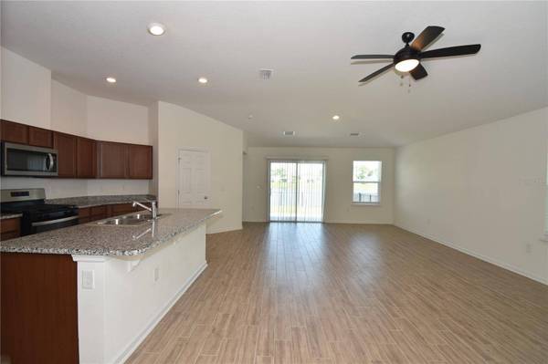 32 WINDSOR TER, Palm Coast, FL 32164