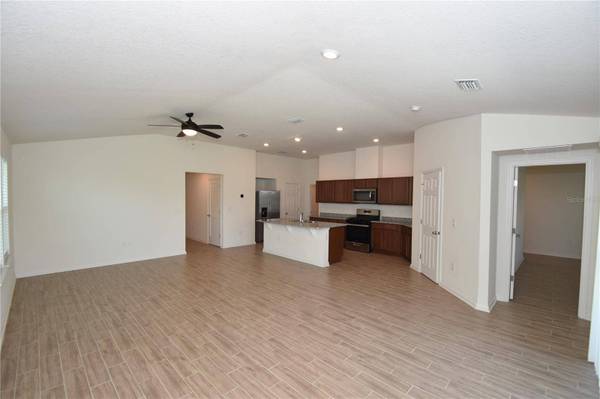 32 WINDSOR TER, Palm Coast, FL 32164