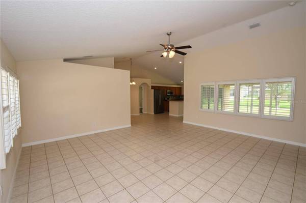 11 ZENITH CT, Palm Coast, FL 32164
