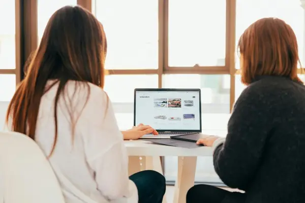 Selling Your Home in Langley This Spring? Why Tech-Savvy Agents Matter,Sunny Pamma