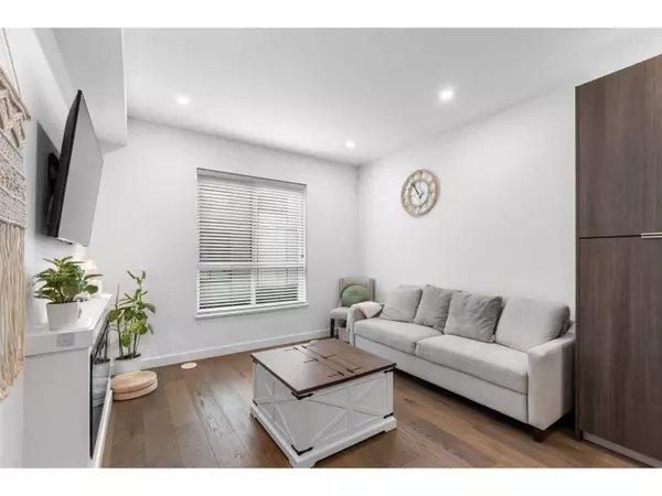 19789 55 AVE #18, Langley, BC V3A0K5