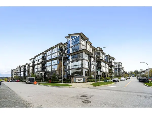 8526 202B ST #607, Langley, BC V2Y3L3