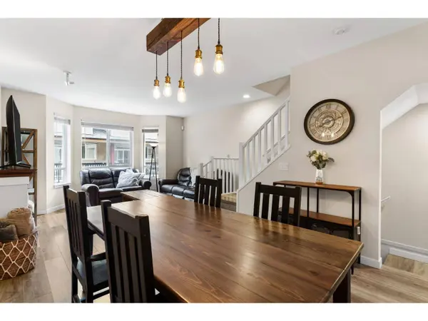 16772 61 AVE #6, Surrey, BC V3S4P2