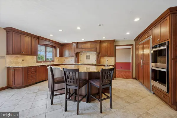 768 S TRAPPE RD, Collegeville, PA 19426