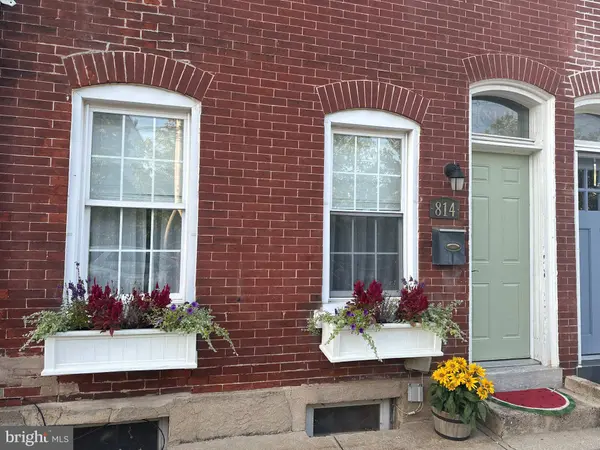 814 E ELM ST, Conshohocken, PA 19428