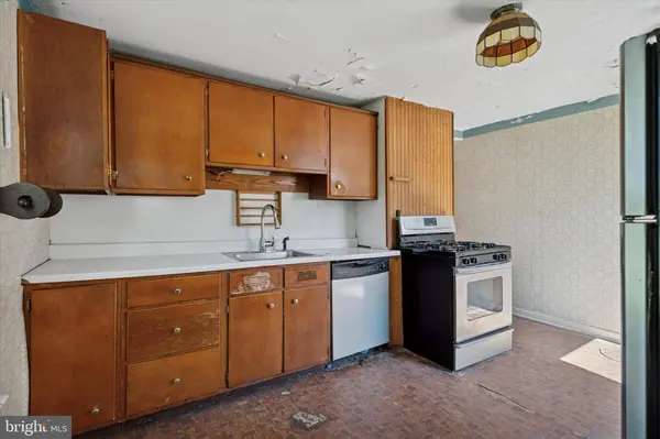 233 FORT WASHINGTON AVE, Fort Washington, PA 19034