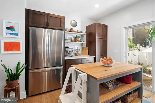 732 SHIRLEY ST, Philadelphia, PA 19130