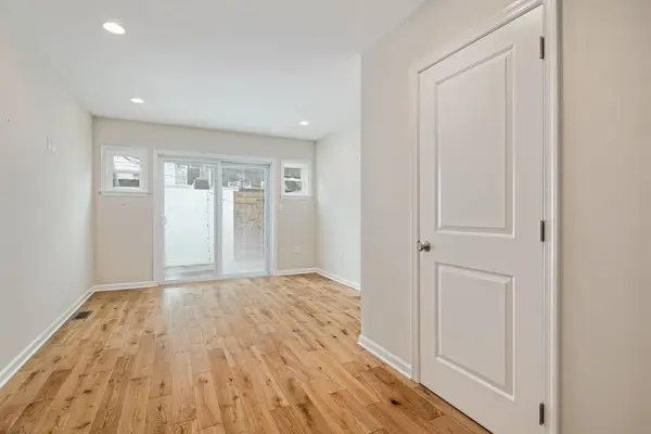 1428 S Clarion St, Philadelphia, PA 19147-4921