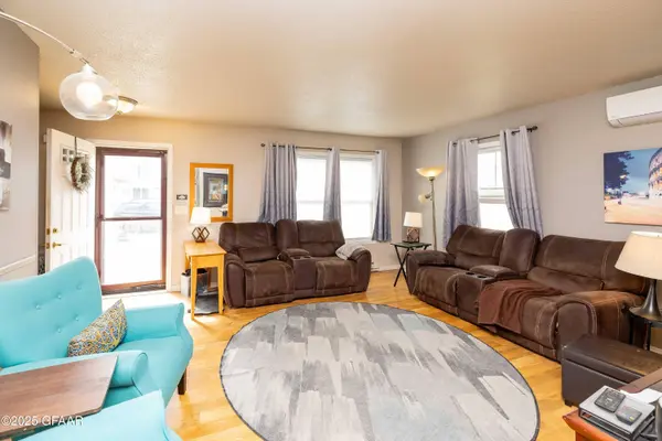 793 PROMENADE CT CT, Grand Forks, ND 58203