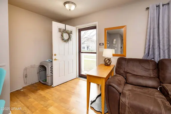 793 PROMENADE CT CT, Grand Forks, ND 58203