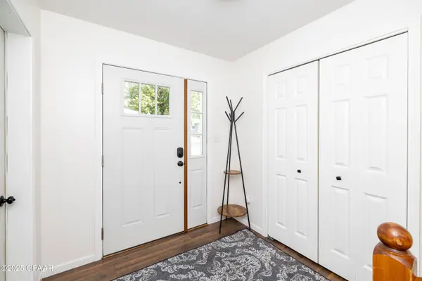 3309 PRIMROSE CT, Grand Forks, ND 58201