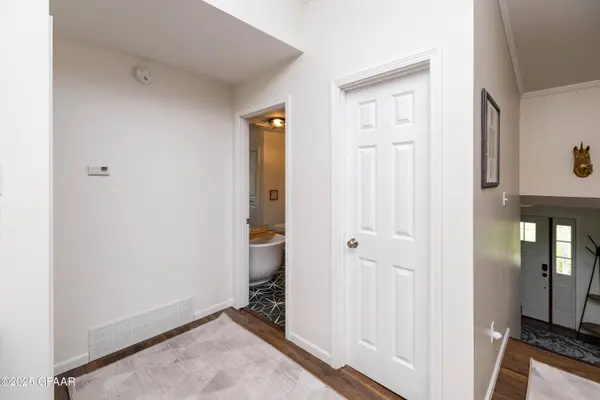 3309 PRIMROSE CT, Grand Forks, ND 58201