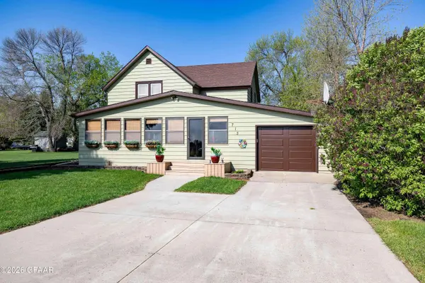 713 BROADWAY, Buxton, ND 58218