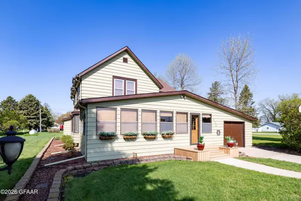 713 BROADWAY, Buxton, ND 58218
