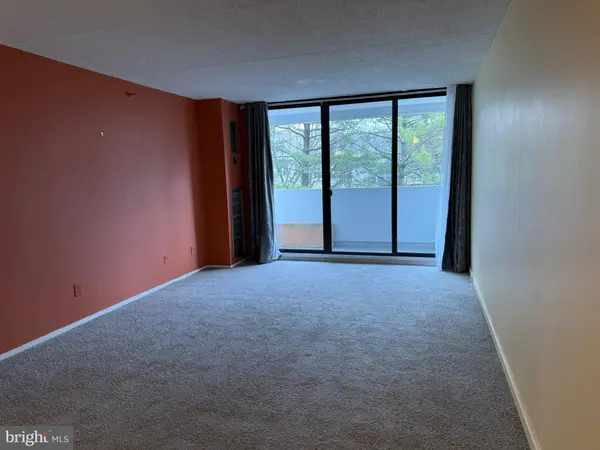 5911 EDSALL RD #601, Alexandria, VA 22304